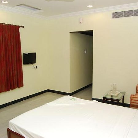 Shri Perumal Inn Pondicherry Bilik gambar